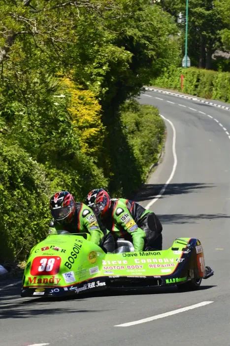 Framed Print : Kenny Howles & Dave Mahon (MR Equipe Mistral Yamaha) 2015 Sidecar TT Framed Print : Kenny Howles & Dave Mahon (MR Equipe Mistral Yamaha) 2015 Sidecar TT