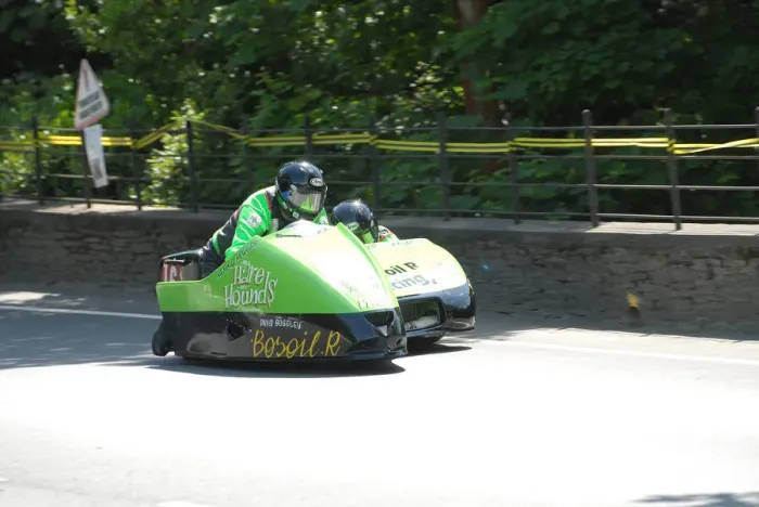 Framed Print : Kenny Howles & Doug Jewell (MR Equipe Suzuki) 2008 Sidecar TT Framed Print : Kenny Howles & Doug Jewell (MR Equipe Suzuki) 2008 Sidecar TT