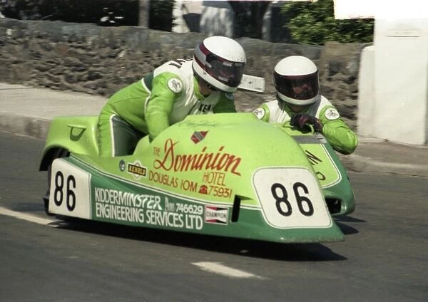 Kenny Howles & Steve Pointer (Ireson Yamaha) 1985 Sidecar TT