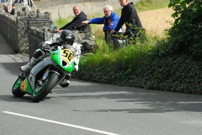 Framed Print : Kevin Barsby (Triumph) 2016 Southern 100 Framed Print : Kevin Barsby (Triumph) 2016 Southern 100