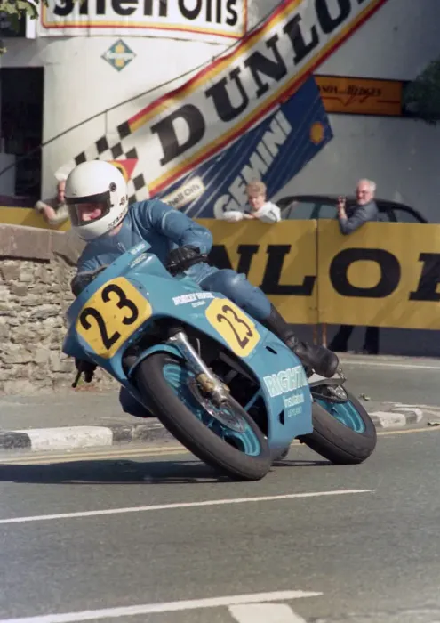 Framed Print : Kevin Jackson (Suzuki) 1987 Senior Manx Grand Prix Framed Print : Kevin Jackson (Suzuki) 1987 Senior Manx Grand Prix