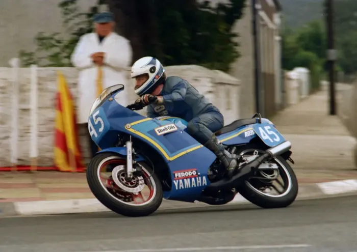 Framed Print : Kevin Newbery (Yamaha) 1987 Junior Manx Grand Prix Framed Print : Kevin Newbery (Yamaha) 1987 Junior Manx Grand Prix