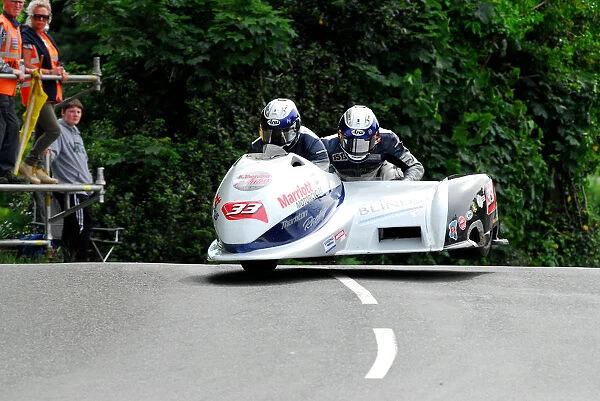 Kevin Thornton & Dave Dean (Suzuki LCR) 2018 Sidecar TT