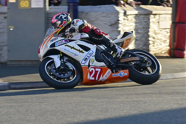 Kevin van der Guilik (Suzuki) 2014 Newcomers A Manx Grand Prix