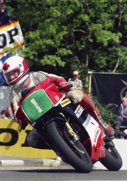 Framed Print : Kevin Wilson (Suzuki) 1987 Production B TT Framed Print : Kevin Wilson (Suzuki) 1987 Production B TT