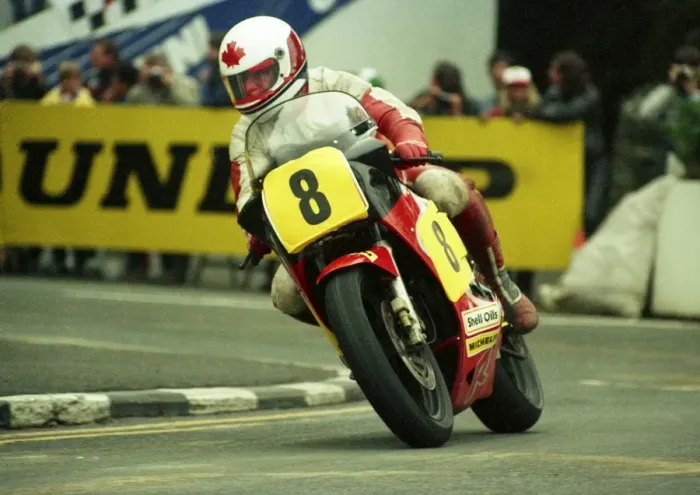 Framed Print : Kevin Wilson (Suzuki) 1987 Senior TT