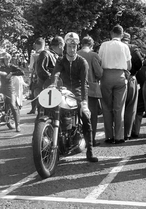 Framed Print : Kiwi Gordon Laing (Norton) preparing to start the 1954 Junior TT Framed Print : Kiwi Gordon Laing (Norton) preparing to start the 1954 Junior TT