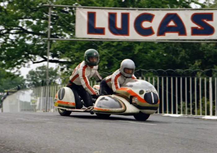 Framed Print : Klaus Enders & Ralf Engelhardt (BMW) 1974 500 Sidecar TT Framed Print : Klaus Enders & Ralf Engelhardt (BMW) 1974 500 Sidecar TT