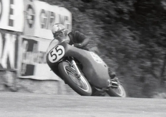 Framed Print : Ladi Richter (Norton) 1960 Senior TT Framed Print : Ladi Richter (Norton) 1960 Senior TT