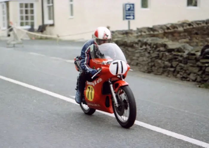 Framed Print : Larry Devlin (Bowring Yamaha) 1980 Senior Manx Grand Prix Framed Print : Larry Devlin (Bowring Yamaha) 1980 Senior Manx Grand Prix