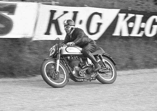 Laurie Boulter (Norton) 1953 Junior TT