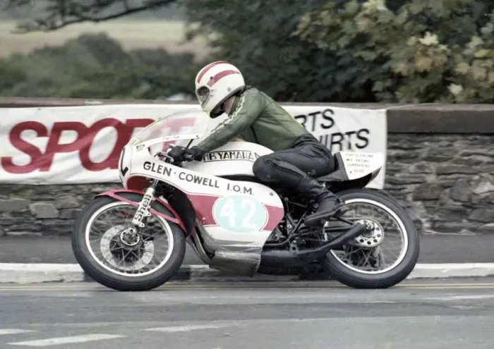 Framed Print : Con Law (Glen Cowell Yamaha) 1978 Junior Manx Grand Prix Framed Print : Con Law (Glen Cowell Yamaha) 1978 Junior Manx Grand Prix
