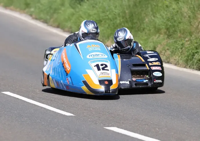Framed Print : Lee Crawford & Scott Hardie (Suzuki LCR) 2022 Sidecar TT Framed Print : Lee Crawford & Scott Hardie (Suzuki LCR) 2022 Sidecar TT