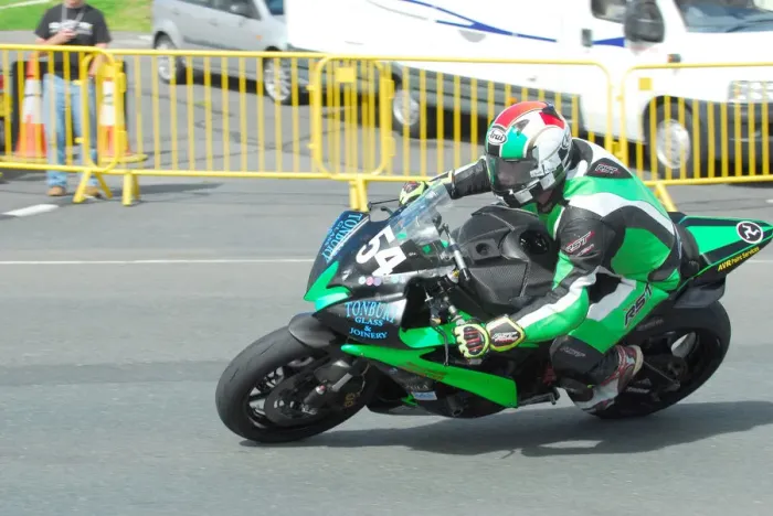 Framed Print : Lee Hembury (Yamaha) 2016 Junior Manx Grand Prix Framed Print : Lee Hembury (Yamaha) 2016 Junior Manx Grand Prix