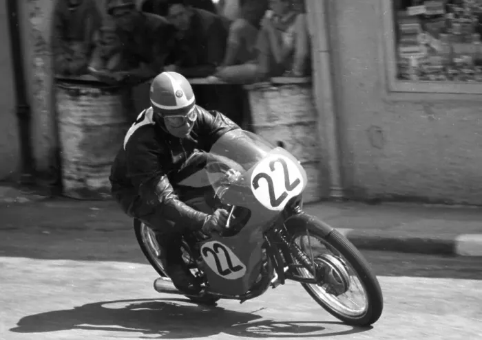 Framed Print : Len Harfield LCH 1959 Ultra Lightweight TT Framed Print : Len Harfield LCH 1959 Ultra Lightweight TT