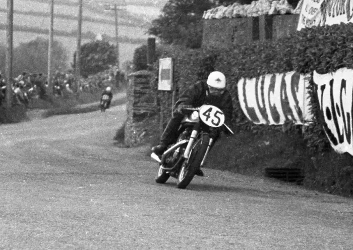 Framed Print : Len King (Norton) 1955 Senior TT Framed Print : Len King (Norton) 1955 Senior TT