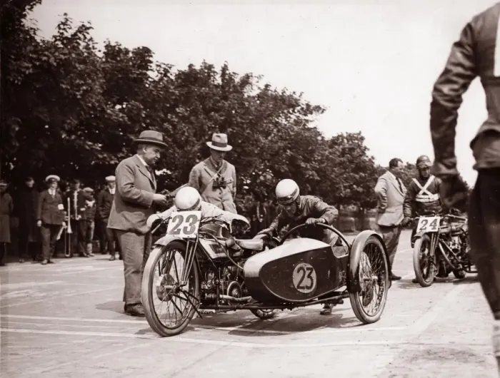 Framed Print : Len Parker & Ken Horstman (Douglas) 1925 Sidecar TT Framed Print : Len Parker & Ken Horstman (Douglas) 1925 Sidecar TT