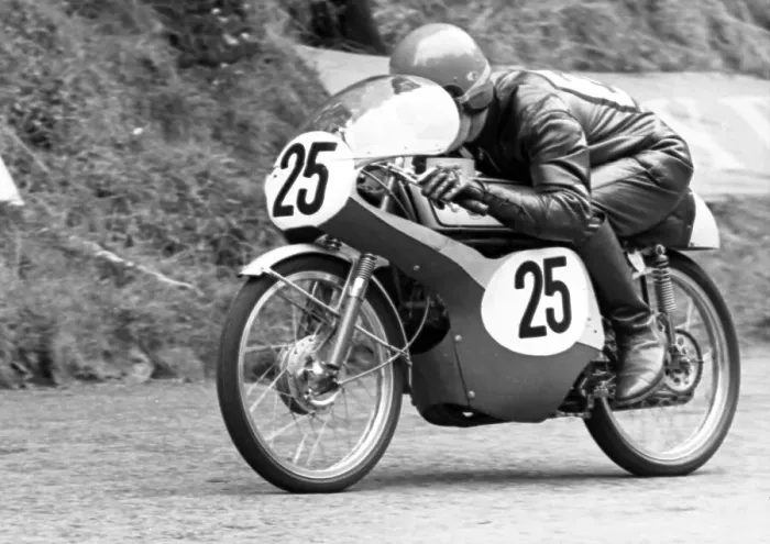 Framed Print : Les Griffiths Honda 1966 50cc TT Framed Print : Les Griffiths Honda 1966 50cc TT