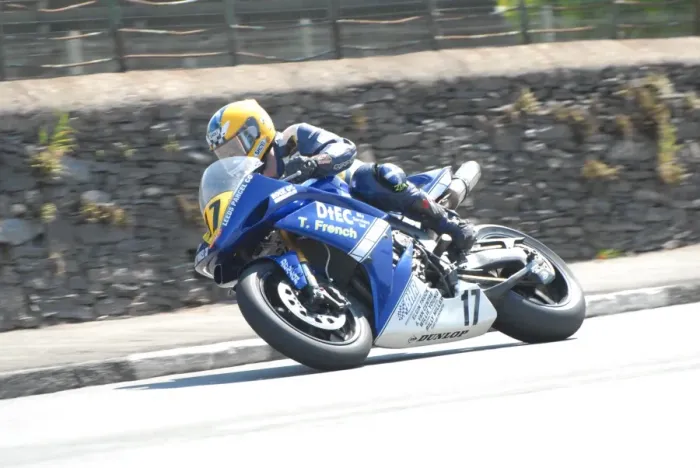 Framed Print : Les Shand (Yamaha) 2008 Superbike TT Framed Print : Les Shand (Yamaha) 2008 Superbike TT
