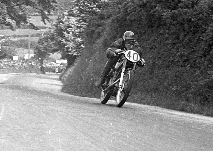 Framed Print : Lewellyn Ranson (AJS) 1950 Senior TT Framed Print : Lewellyn Ranson (AJS) 1950 Senior TT