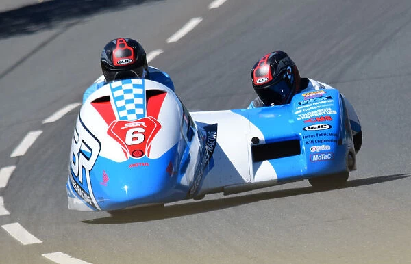 Lewis Blackstock & Patrick Rosney (Honda) 2019 Sidecar TT