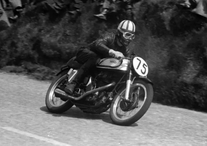 Framed Print : Llewellyn Ransom (Norton) 1956 Senior TT Framed Print : Llewellyn Ransom (Norton) 1956 Senior TT
