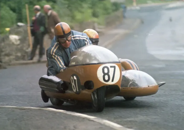 Framed Print : Bill Lomas & Conrad Money (BMW) 1971 500 Sidecar TT Framed Print : Bill Lomas & Conrad Money (BMW) 1971 500 Sidecar TT