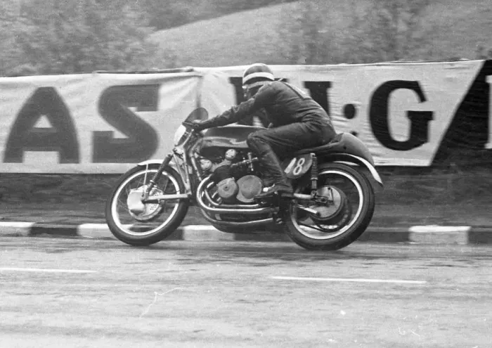 Framed Print : Bill Lomas (MV) 1954 Senior TT Framed Print : Bill Lomas (MV) 1954 Senior TT