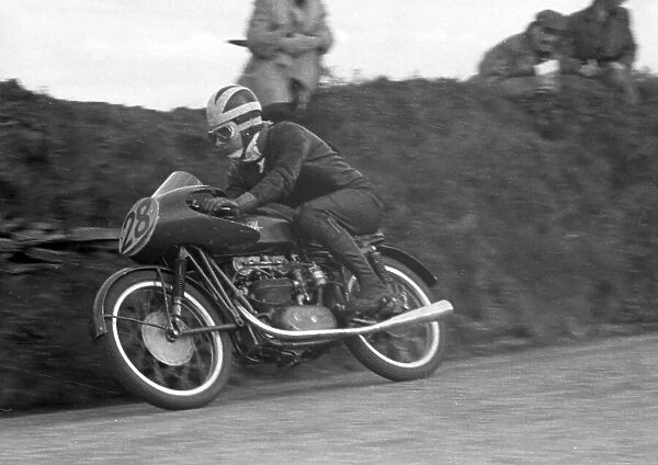 Bill Lomas MV 1954 Ultra Lightweight TT