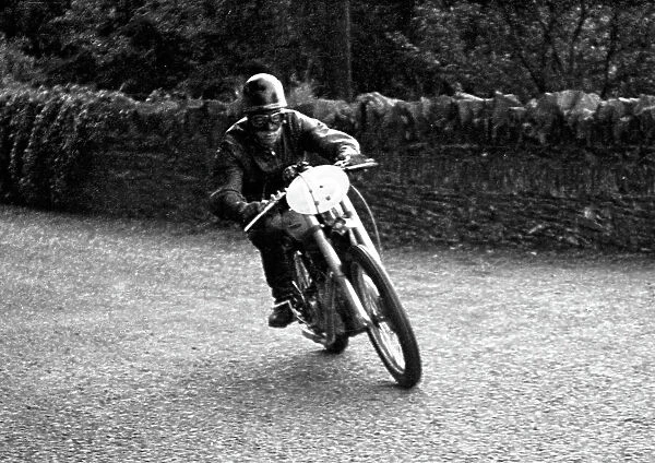 Bill Lomas Royal Enfield 1949 Junior Clubman TT Practice