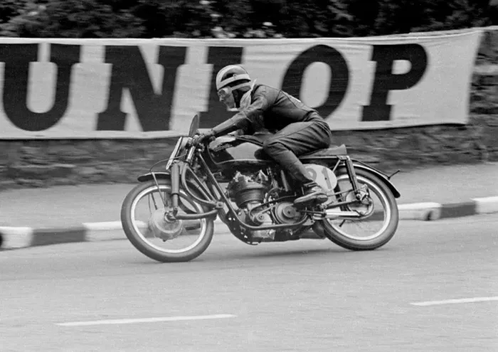 Framed Print : Bill Lomas (Velocette) 1952 Lightweight TT Framed Print : Bill Lomas (Velocette) 1952 Lightweight TT