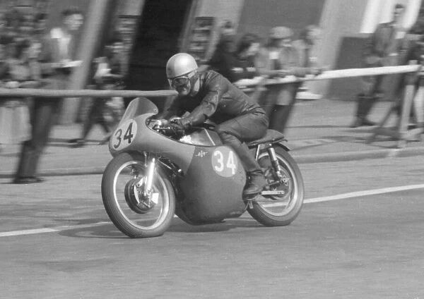 Louis Carr (AJS) 1959 Junior TT