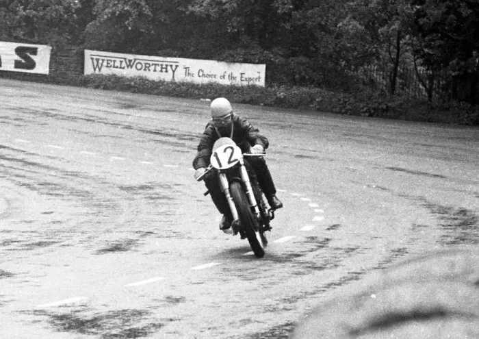 Framed Print : Louis Gilbert (AJS) 1954 Senior TT Framed Print : Louis Gilbert (AJS) 1954 Senior TT