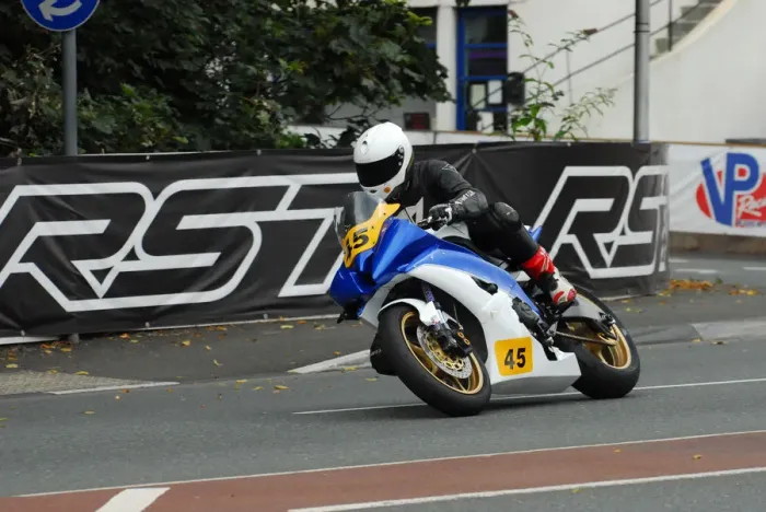 Framed Print : Louis O Regan (Suzuki) 2015 Senior Manx Grand Prix Framed Print : Louis O Regan (Suzuki) 2015 Senior Manx Grand Prix