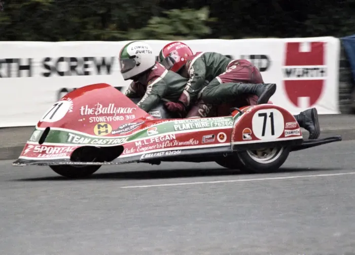 Framed Print : Lowry Burton & Martin Murphy (Anderson Yamaha) 1979 Sidecar TT Framed Print : Lowry Burton & Martin Murphy (Anderson Yamaha) 1979 Sidecar TT