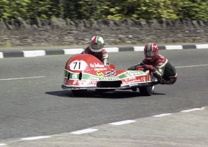 Framed Print : Lowry Burton & Martin Murphy (Anderson Yamaha) 1979 Sidecar TT Framed Print : Lowry Burton & Martin Murphy (Anderson Yamaha) 1979 Sidecar TT