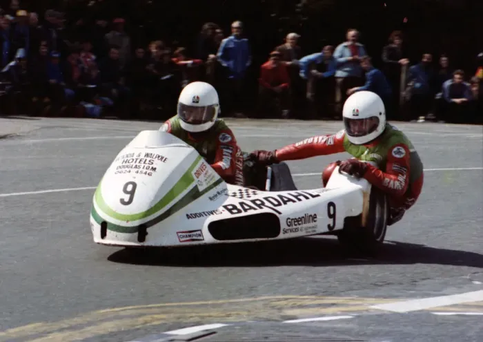 Framed Print : Lowry Burton & Martin Murphy (Bardahl Yamaha) 1981 Sidecar TT Framed Print : Lowry Burton & Martin Murphy (Bardahl Yamaha) 1981 Sidecar TT