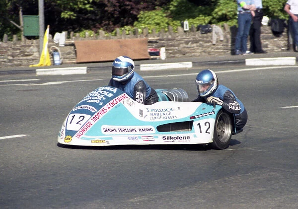 Lowry Burton & Pat Cushnahan (Yamaha) 1984 Sidecar TT