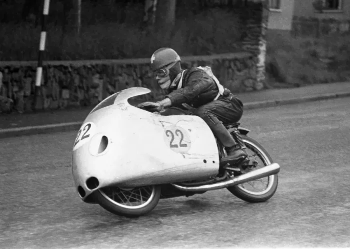 Framed Print : Luigi Taveri (MV) 1955 Lightweight TT Framed Print : Luigi Taveri (MV) 1955 Lightweight TT