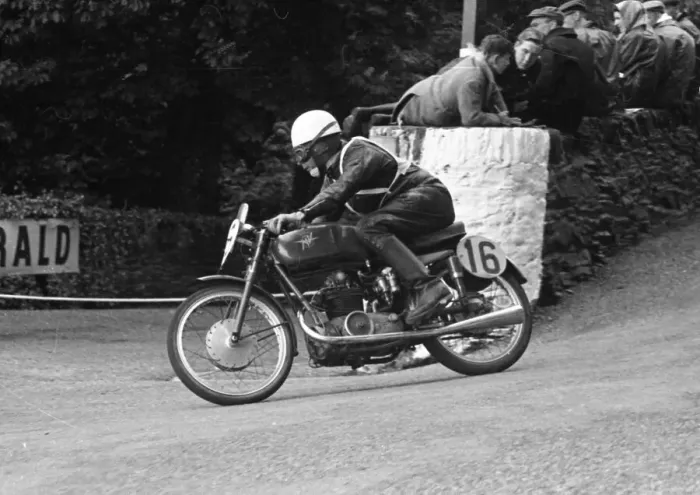 Framed Print : Bill Maddrick (MV) 1955 Ultra Lightweight TT Framed Print : Bill Maddrick (MV) 1955 Ultra Lightweight TT