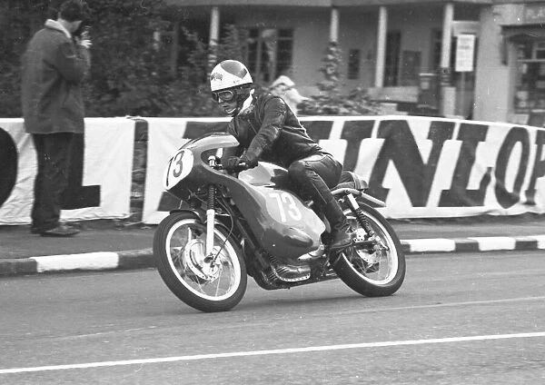 Malcolm Hemming (Ducati) 1966 Lightweight Manx Grand Prix