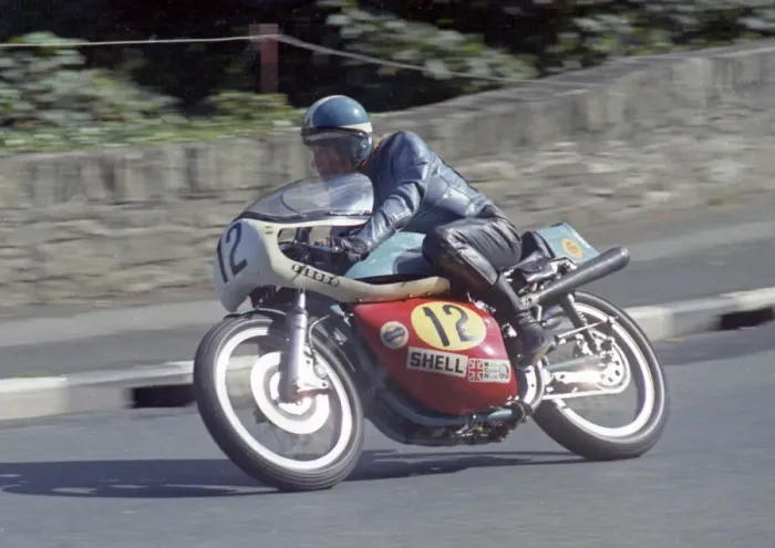 Framed Print : Malcolm Lucas (Norton BSA) 1972 Senior Manx Grand Prix Framed Print : Malcolm Lucas (Norton BSA) 1972 Senior Manx Grand Prix