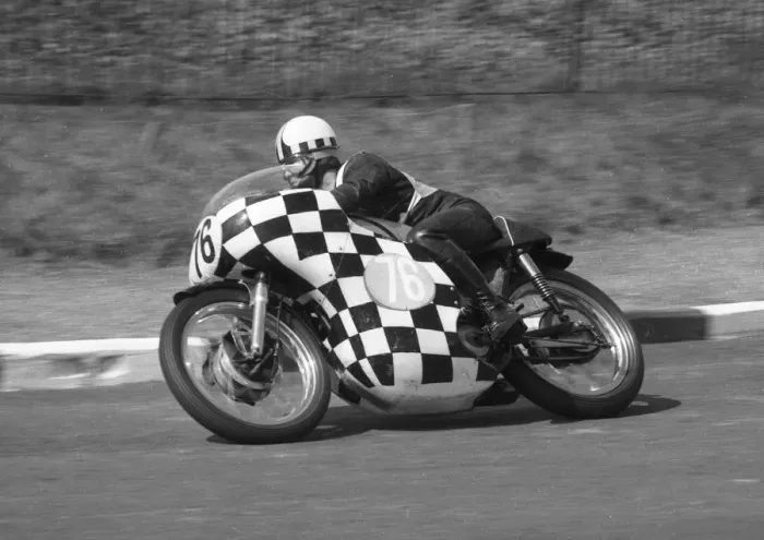 Framed Print : Malcolm McGarrity (Norton) 1963 Junior Manx Grand Prix Framed Print : Malcolm McGarrity (Norton) 1963 Junior Manx Grand Prix