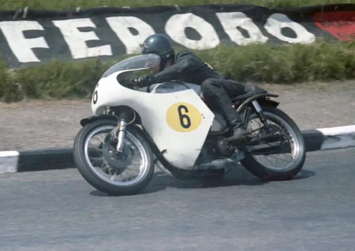 Framed Print : Malcolm Stanton (Norton) 1967 Senior TT