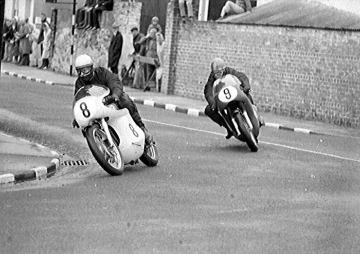 Framed Print : Malcolm Uphill (Norton) and Keith Heckles (Norton) 1965 Senior Manx Grand Prix