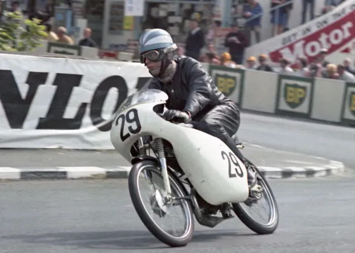 Framed Print : Malcolm Worsley (Itom) 1967 50cc TT Framed Print : Malcolm Worsley (Itom) 1967 50cc TT