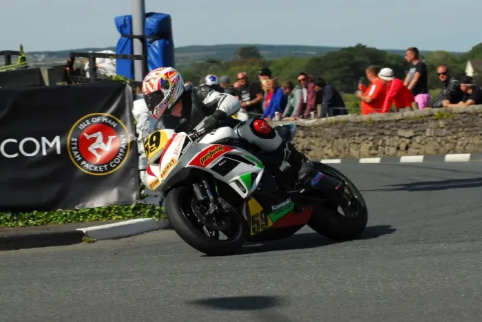 Framed Print : Marc Colvin (Kawasaki) 2015 Southern 100 Framed Print : Marc Colvin (Kawasaki) 2015 Southern 100