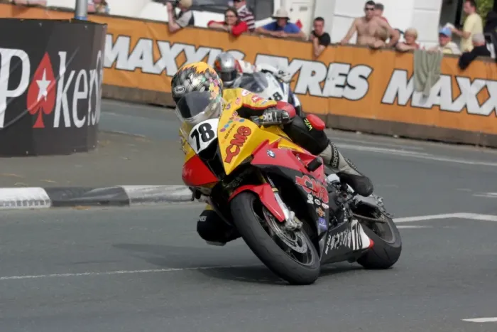 Framed Print : Maria Costello (BMW) 2010 Superbike TT Framed Print : Maria Costello (BMW) 2010 Superbike TT
