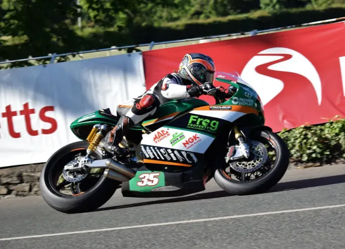 Framed Print : Maria Costello (Paton) 2019 Lightweight TT Framed Print : Maria Costello (Paton) 2019 Lightweight TT