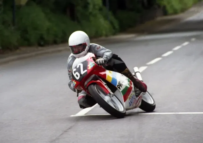 Framed Print : Mark Baldwin at Ballacraine: 1995 Ultra Lightweight TT Framed Print : Mark Baldwin at Ballacraine: 1995 Ultra Lightweight TT